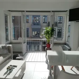 Appartement Louis Place, Oostende